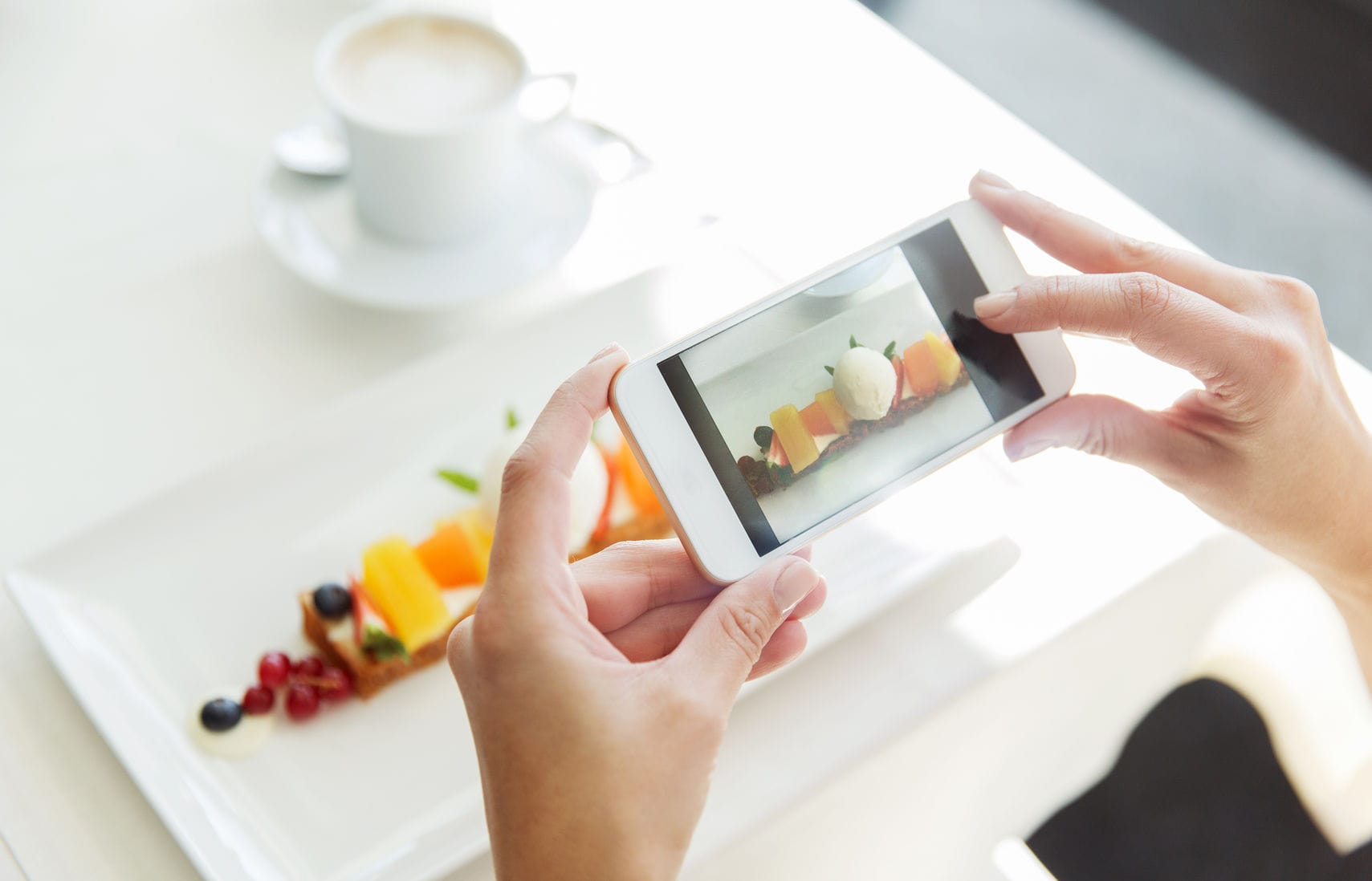 Foodie Instagram Trend: Make the Most Out of It! [INFOGRAPHIC]